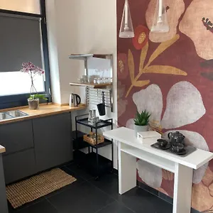 Fashionhouse Bed & Breakfast